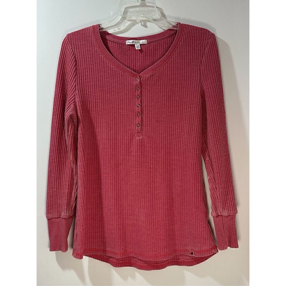 Seven7 women’s pink waffle knit long sleeve shirt size M. #36-0910